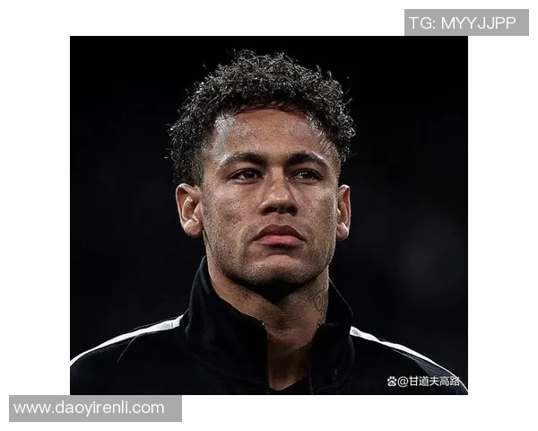 足球明星忧郁瞬间高清呈现展现他们内心深处的孤独与挣扎